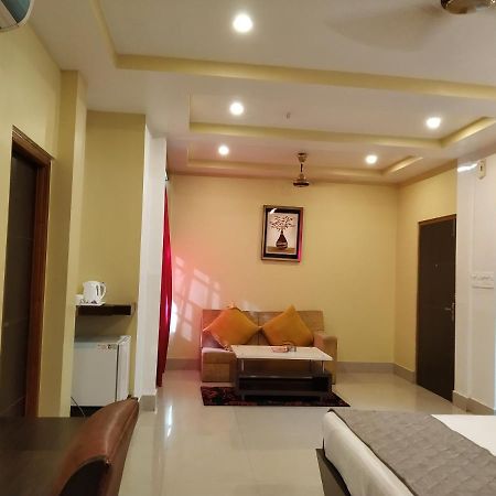 Hotel Sc Continental Itanagar Exterior photo