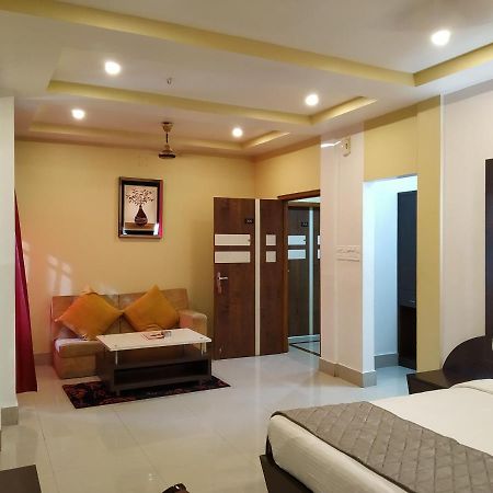 Hotel Sc Continental Itanagar Exterior photo